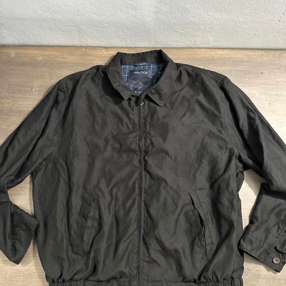 Nautica Men's Black and Green Jacket